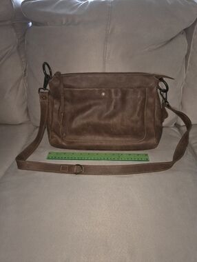 ROOTS Ladies Brown Leather Crossbody Bag